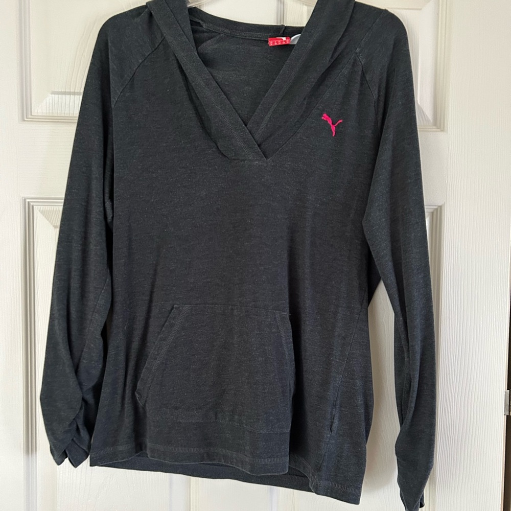 Puma Long Sleeve Puma Gray Tshirt.